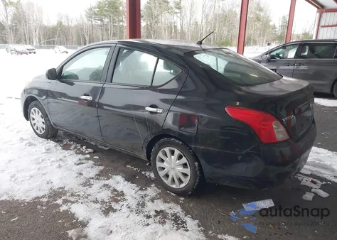 2012 Nissan Versa 1.6 Sv из США, поврежденный, VIN 3N1CN7AP7CL818368